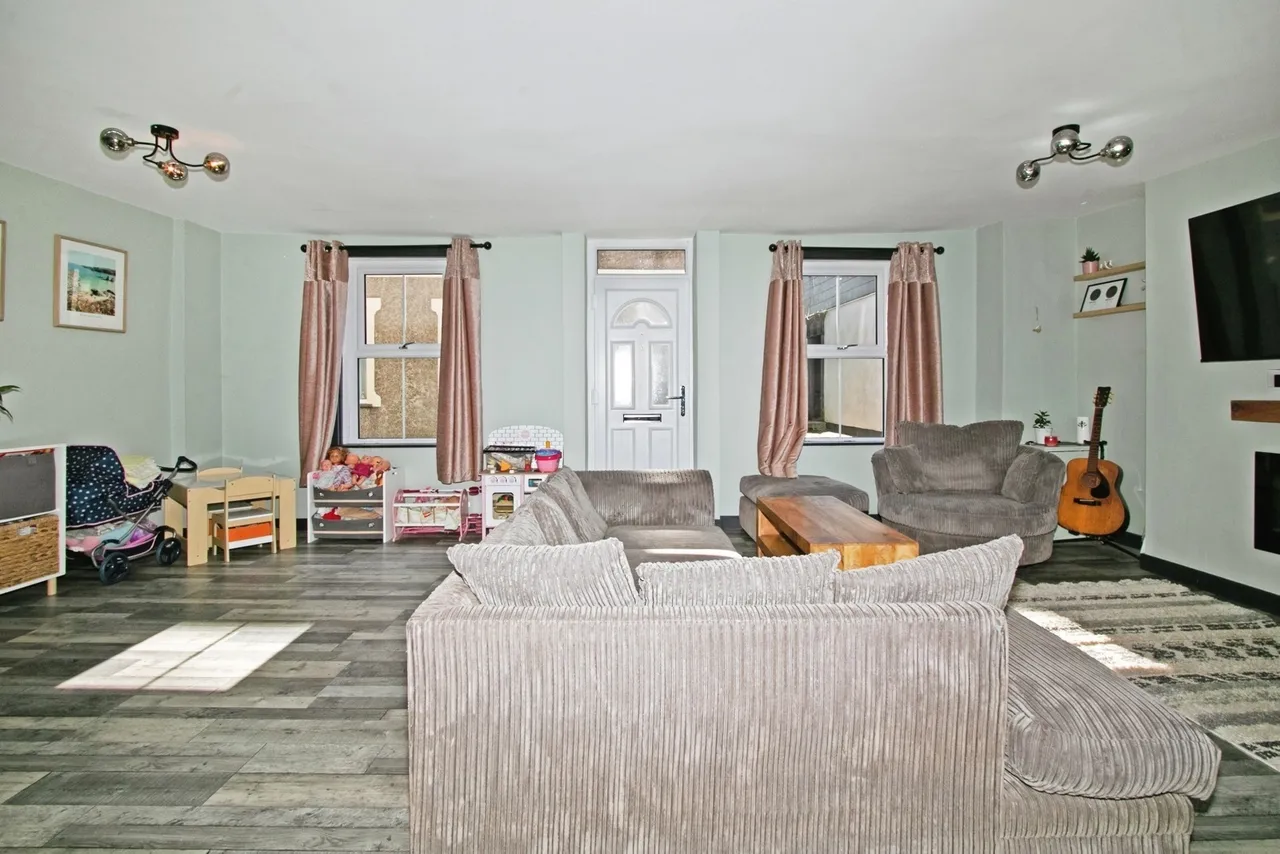 Fore Street, St. Columb Major, TR9, photo 2