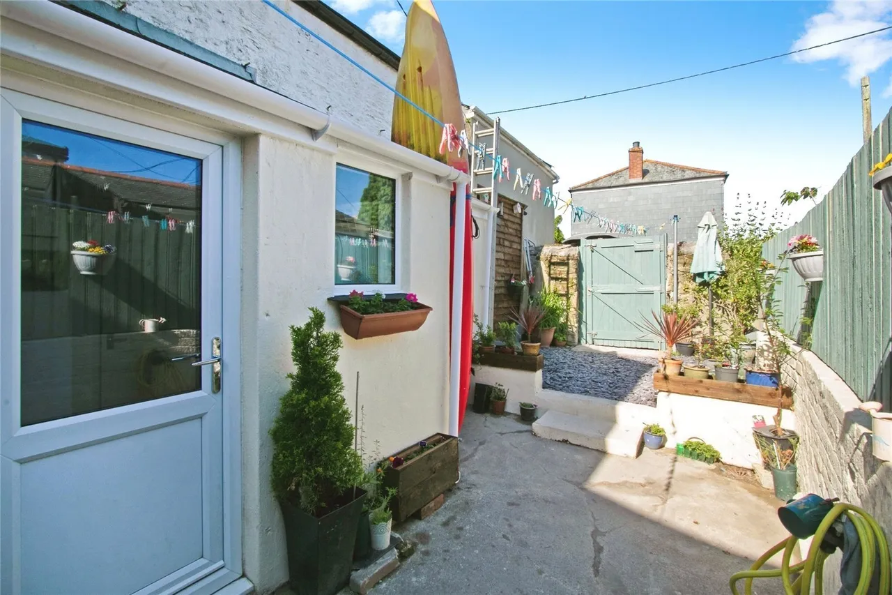 Fore Street, St. Columb Major, TR9, photo 13