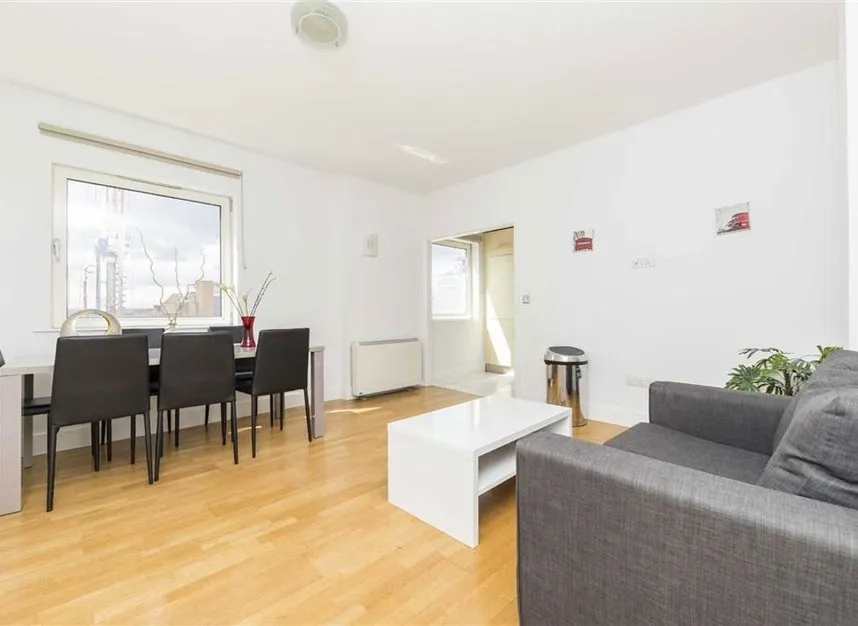Artichoke Hill, Wapping, E1W, photo 2