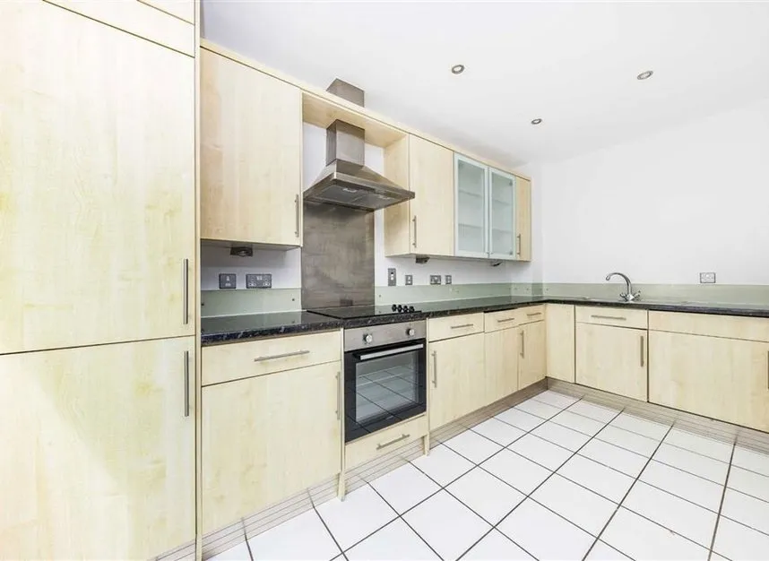 Artichoke Hill, Wapping, E1W, photo 3