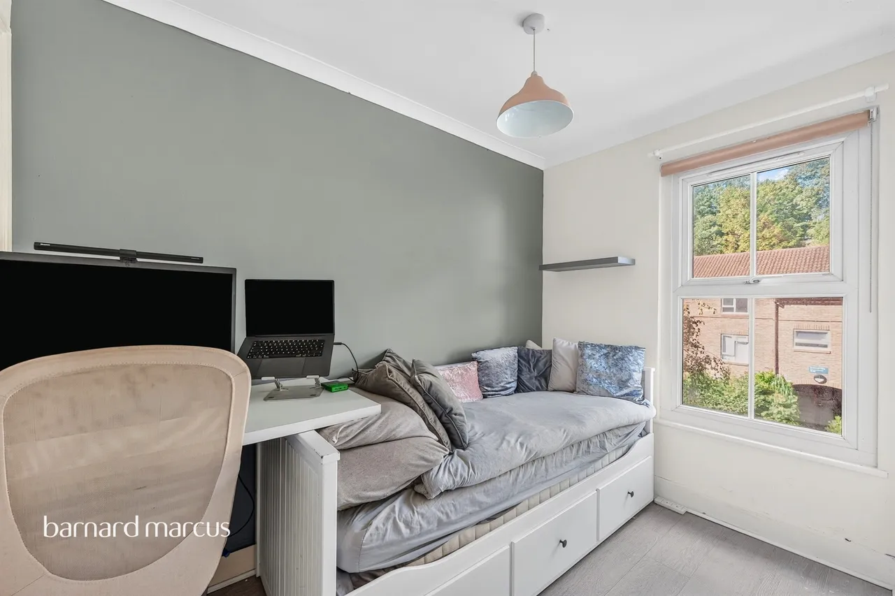 Harrow Road East, Dorking, RH4, photo 6