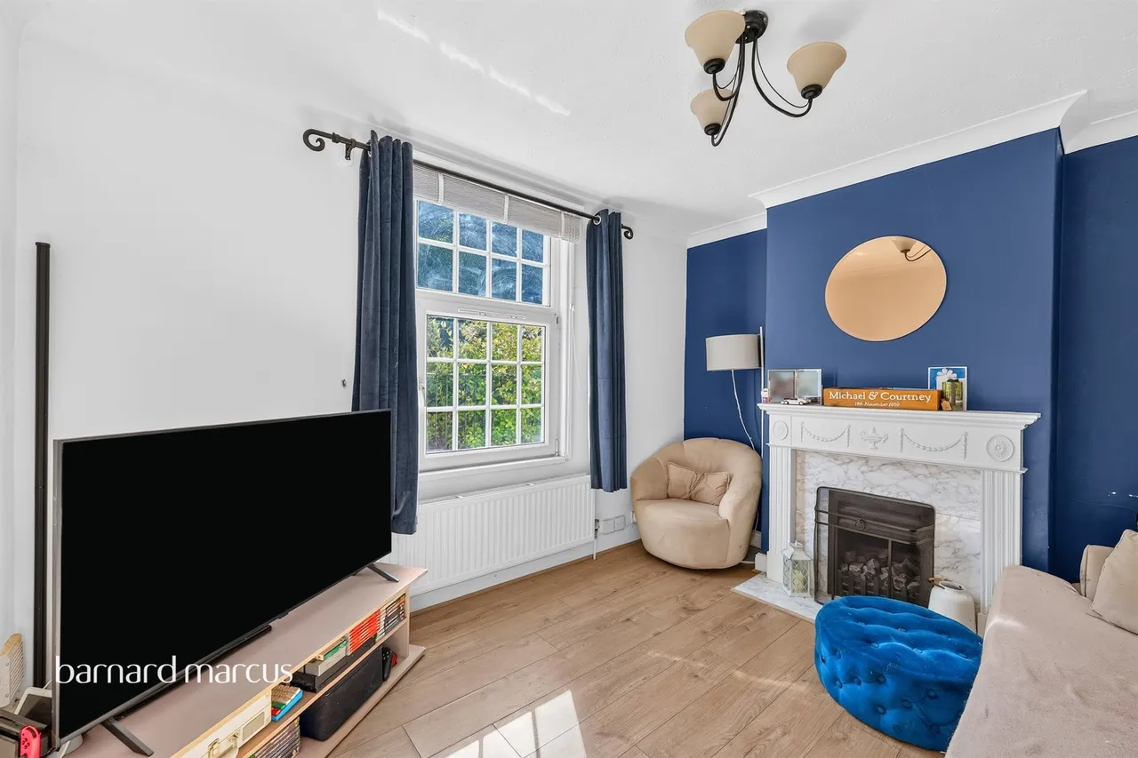 Harrow Road East, Dorking, RH4, photo 2