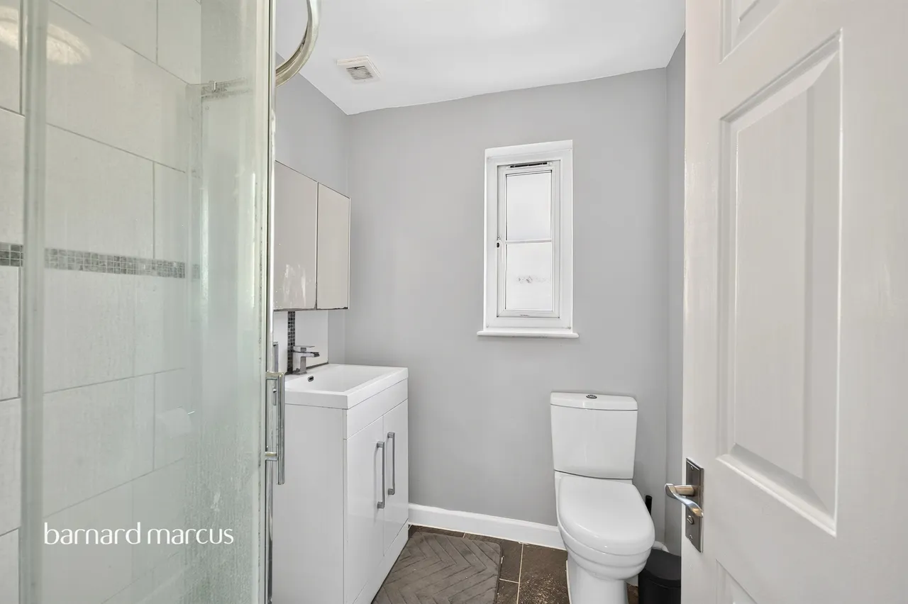 Harrow Road East, Dorking, RH4, photo 9