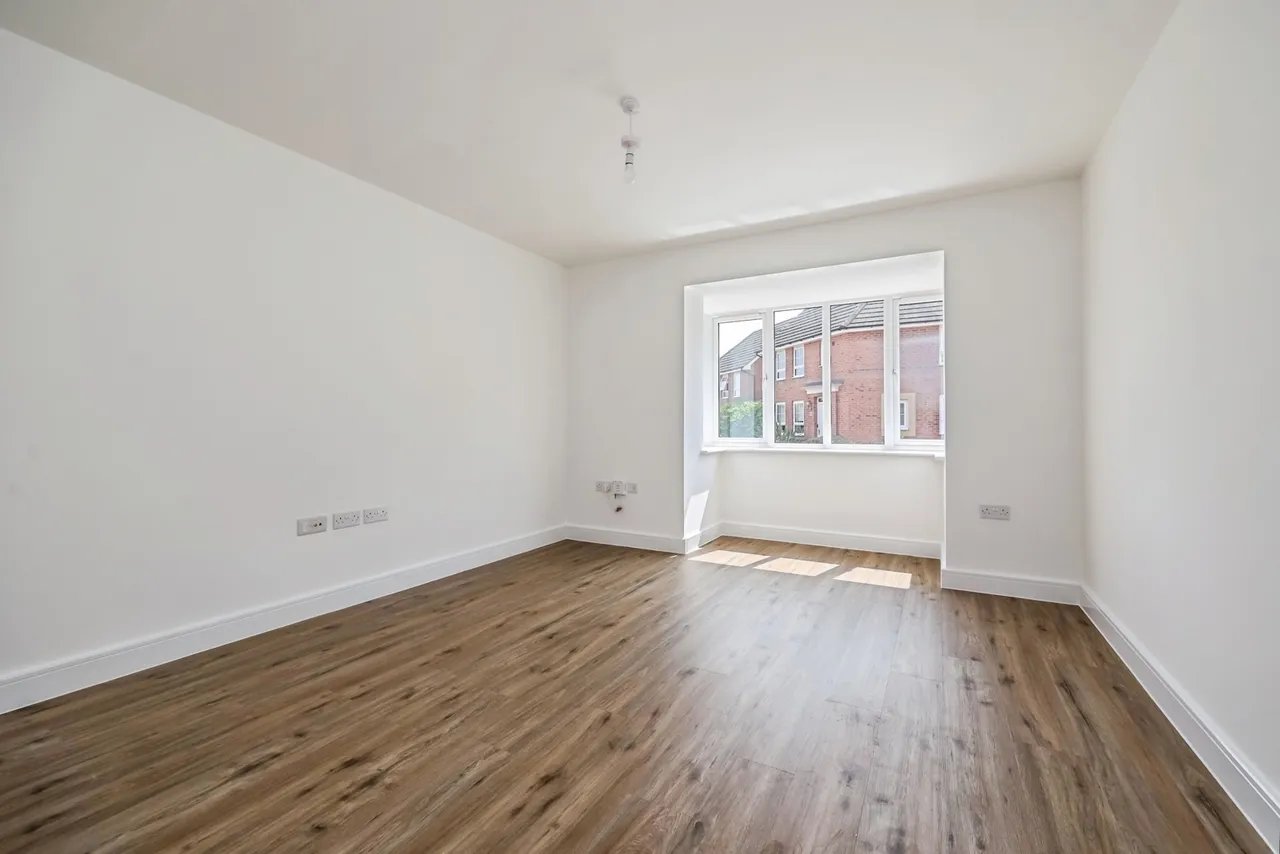 Monument View, Emperors Way, Hucknall, Nottingham, NG15, photo 3