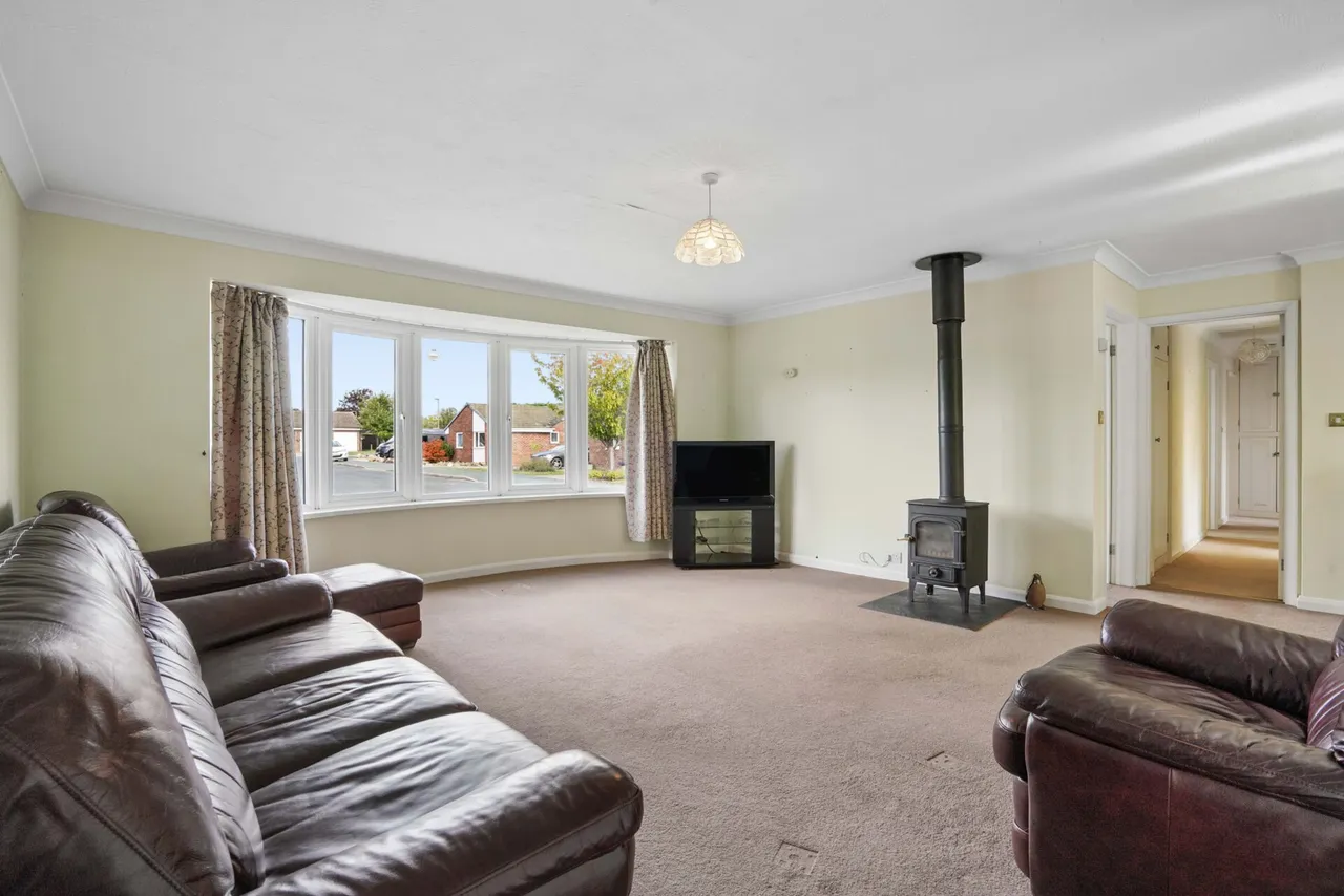 Walpole Close, Bicester, OX26, photo 5