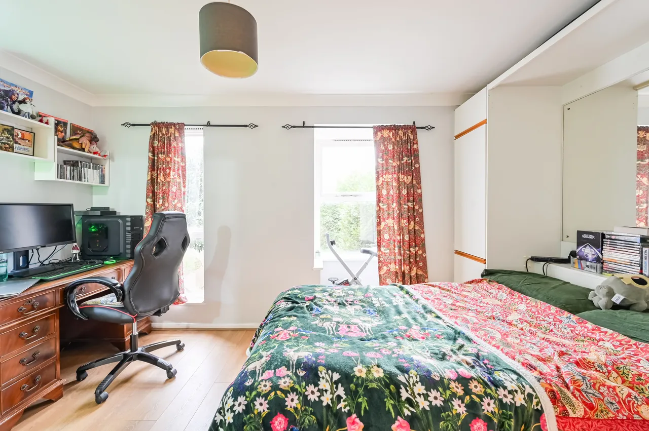 20 Coopers Close, London, photo 7