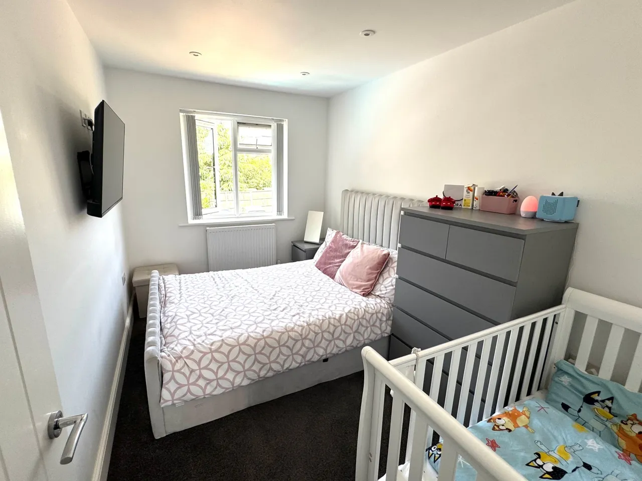 Queens Road, Surrey Egham, TW20, photo 7