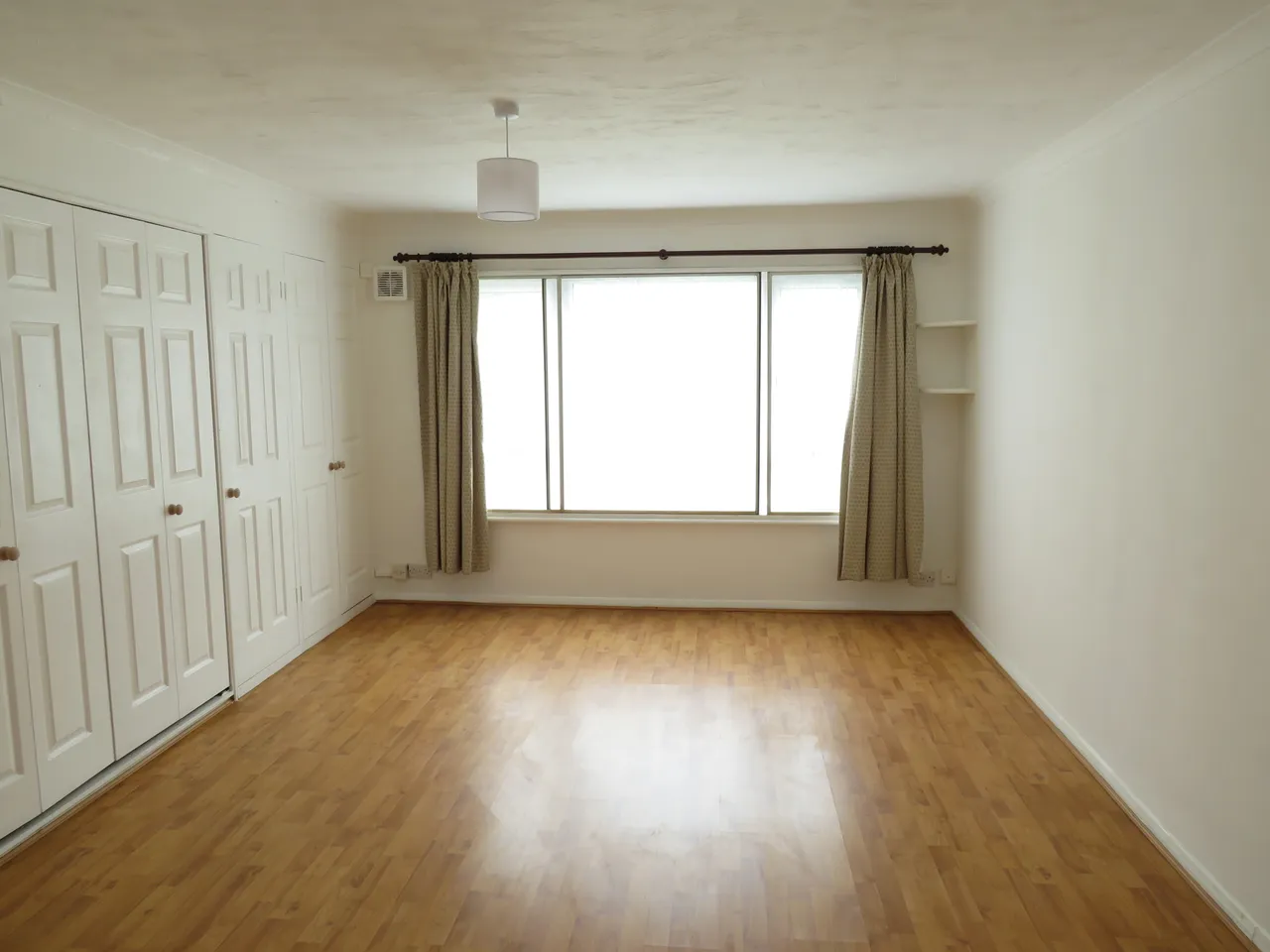 The Island, West Drayton, UB7, photo 4