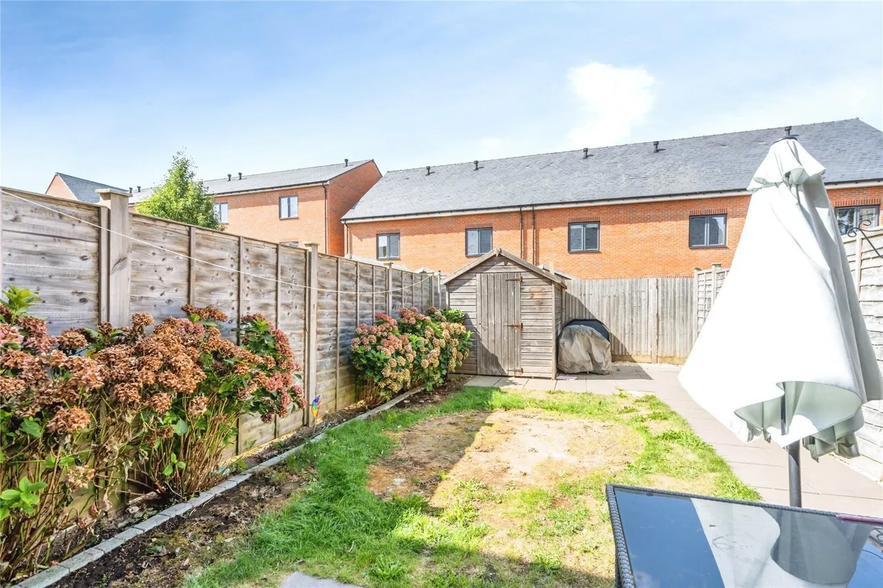 Pinewood Way, Chichester, PO19, photo 20