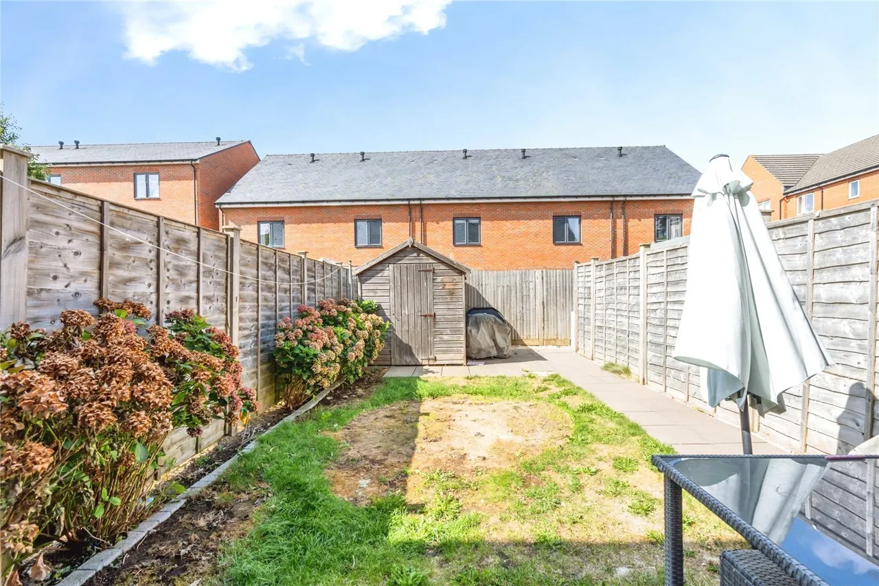 Pinewood Way, Chichester, PO19, photo 19