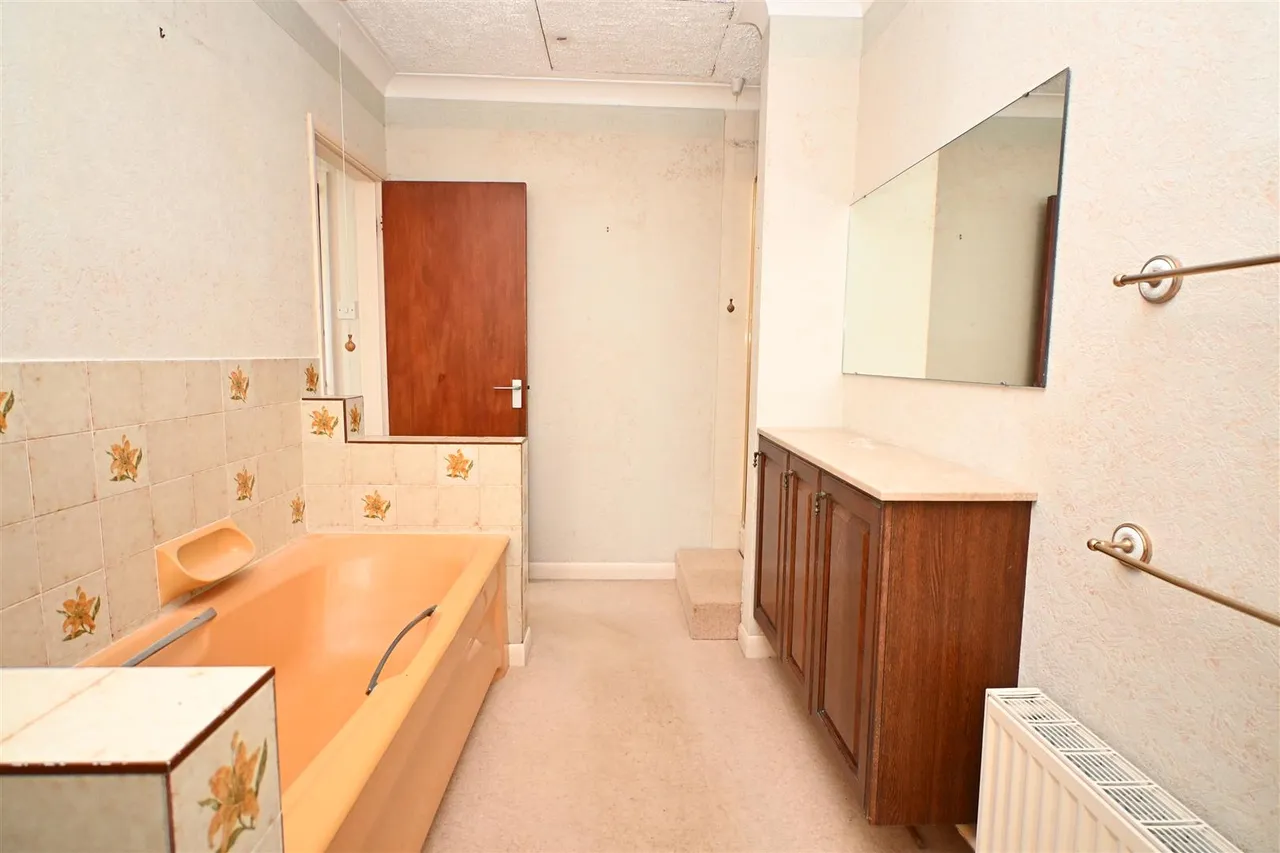 Park Avenue, Old Basing, photo 13