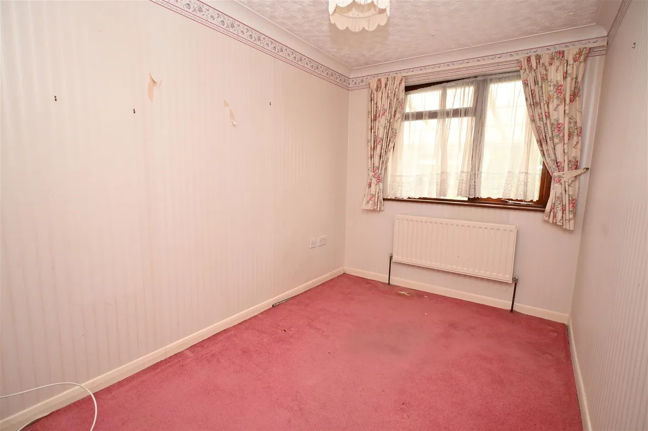 Park Avenue, Old Basing, photo 16