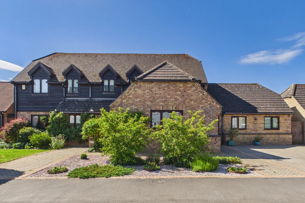 5 bed house for sale, Home Farm Road, Houghton, PE28
