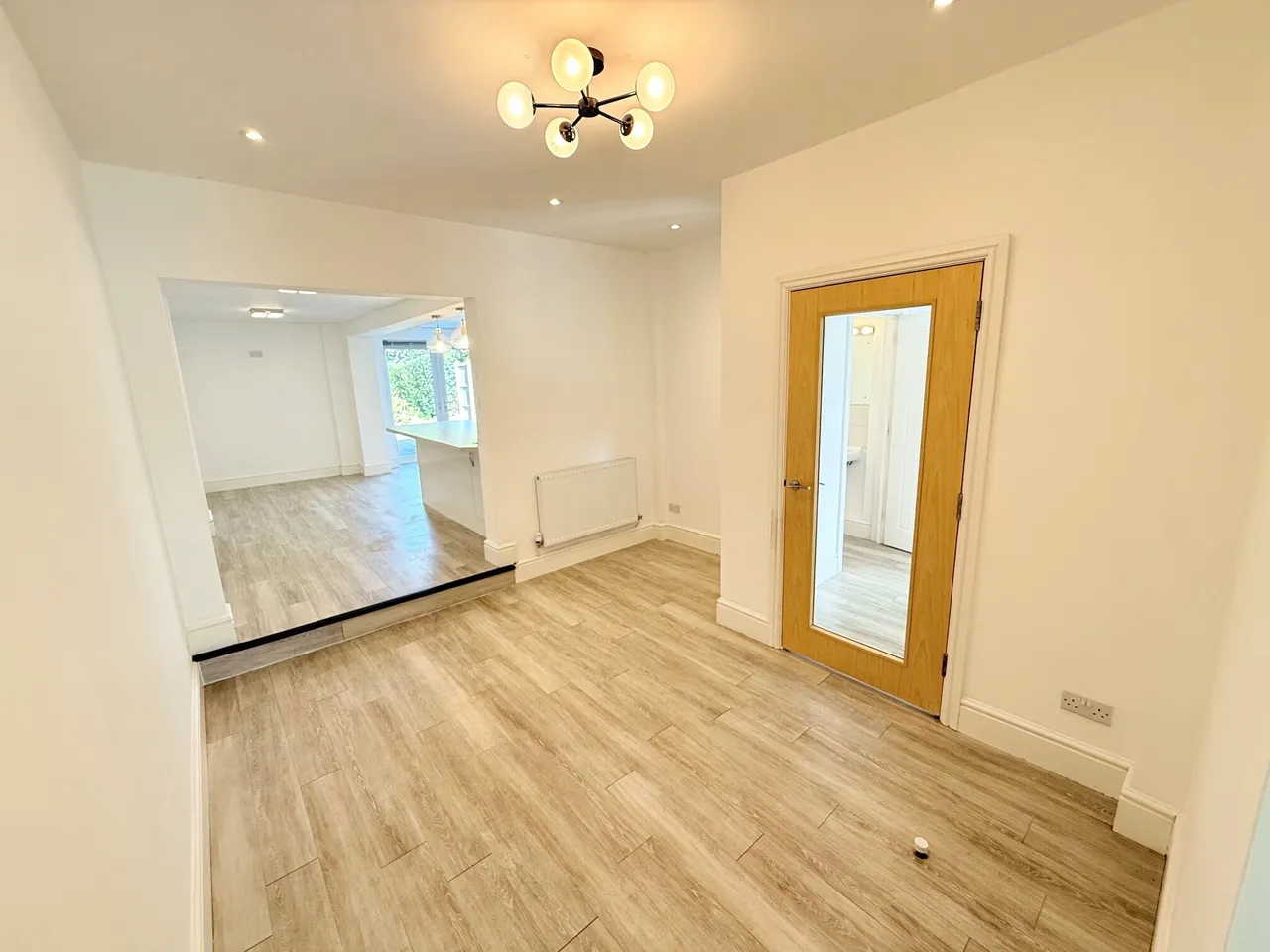 Gordon Road, Burton Joyce, NG14, photo 11