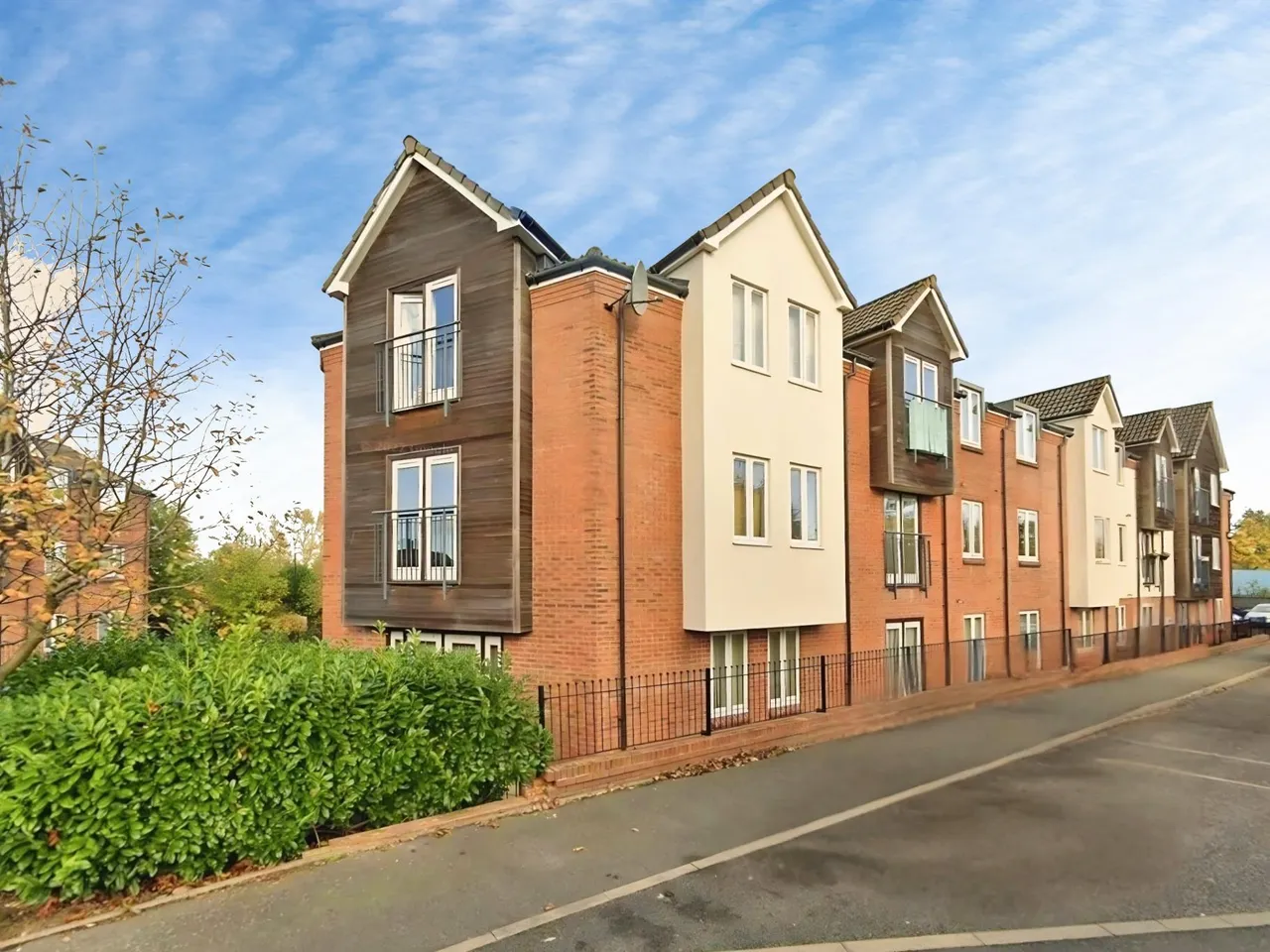 2 bed flat for sale, Carter Road, Coventry, CV3
