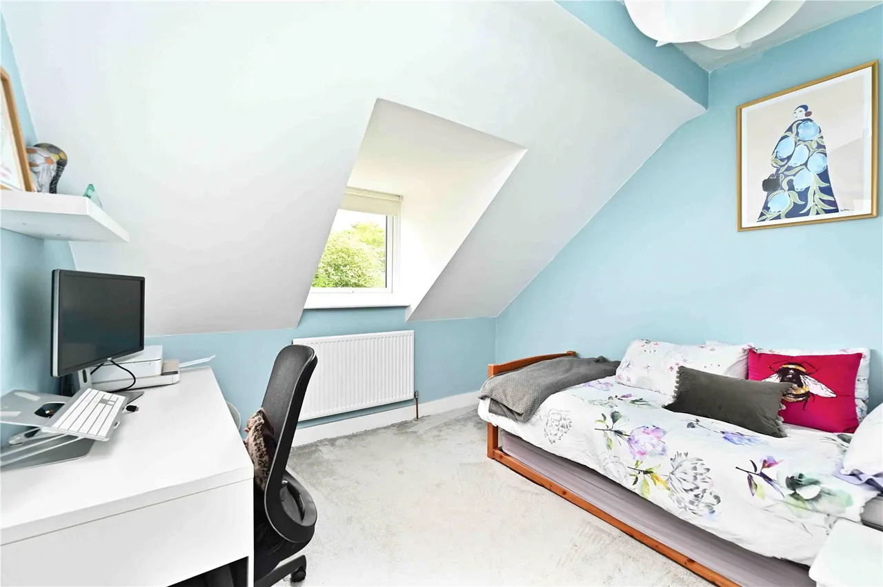 Cranford Avenue, Church Crookham, Fleet, Hampshire, GU52 6QU, photo 8
