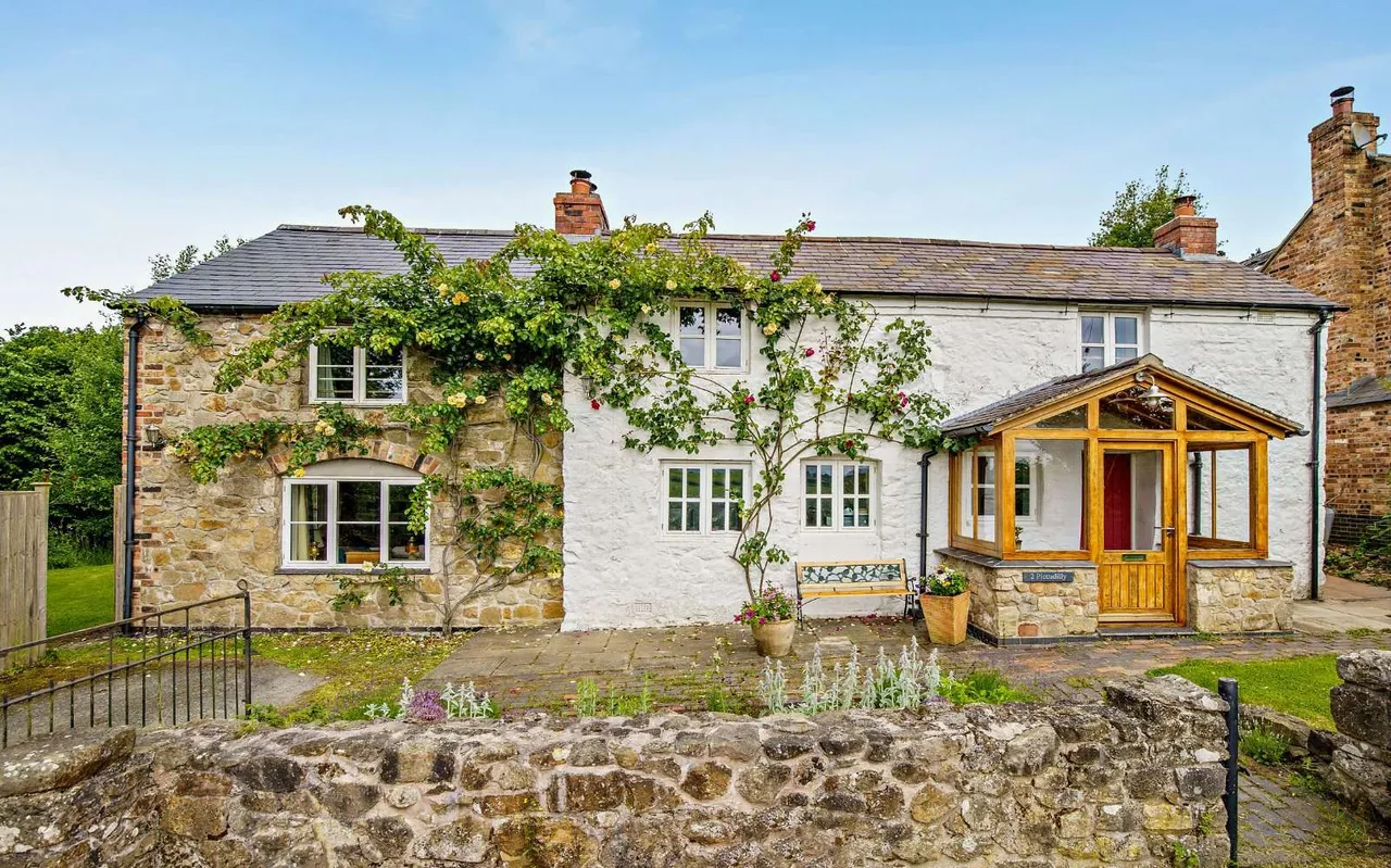 6 bed house for sale — Trefonen, Oswestry, Shropshire, SY10 9DH