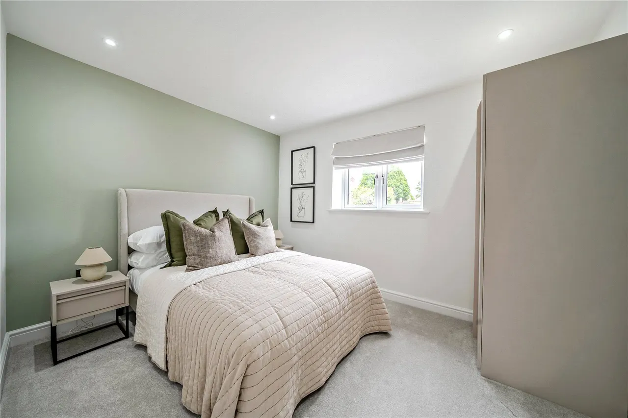 Potters Farm Close, BR2, photo 13