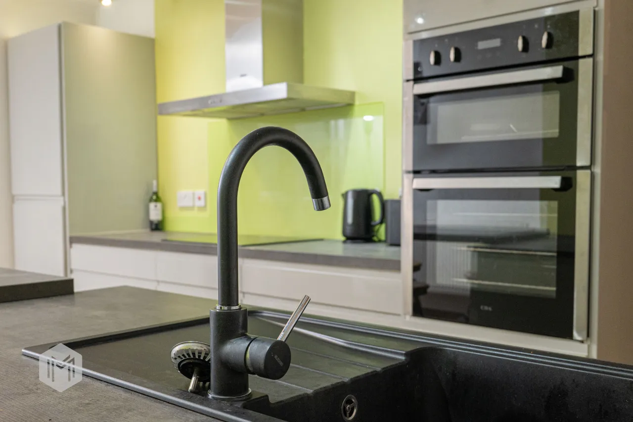 Stretton Road, Greenmount, Bury, BL8 4DF, photo 9