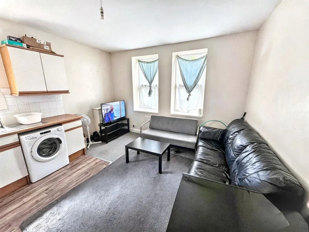 Southcote Road, Bournemouth BH1 3SR, photo 3