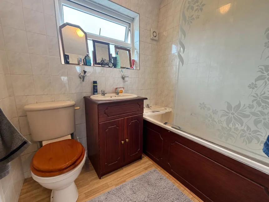 Castlewood Drive, London, SE9, photo 9
