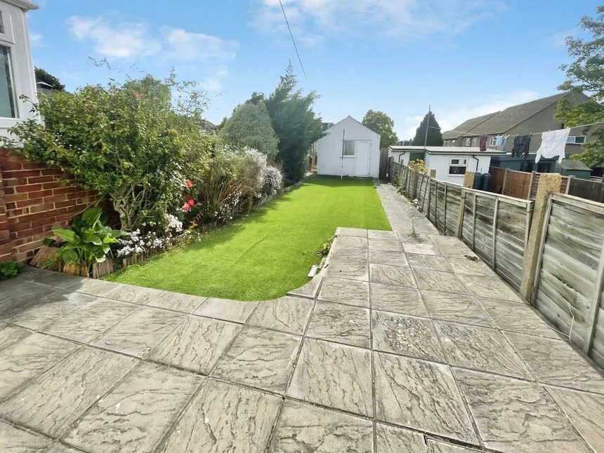 Castlewood Drive, London, SE9, photo 5