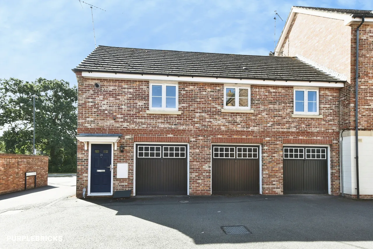 Mazurek Way, Swindon, SN25, photo 10