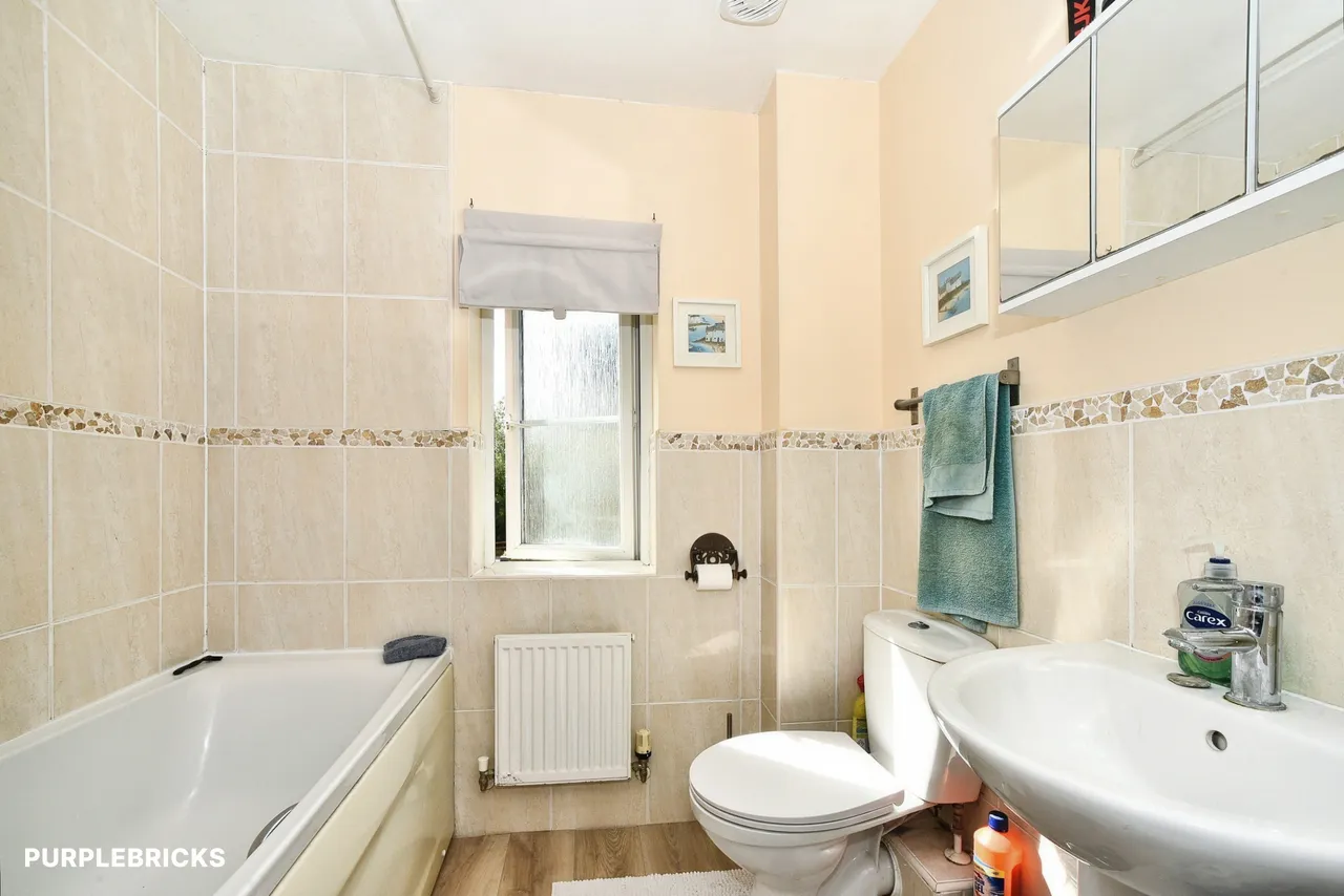 Mazurek Way, Swindon, SN25, photo 9