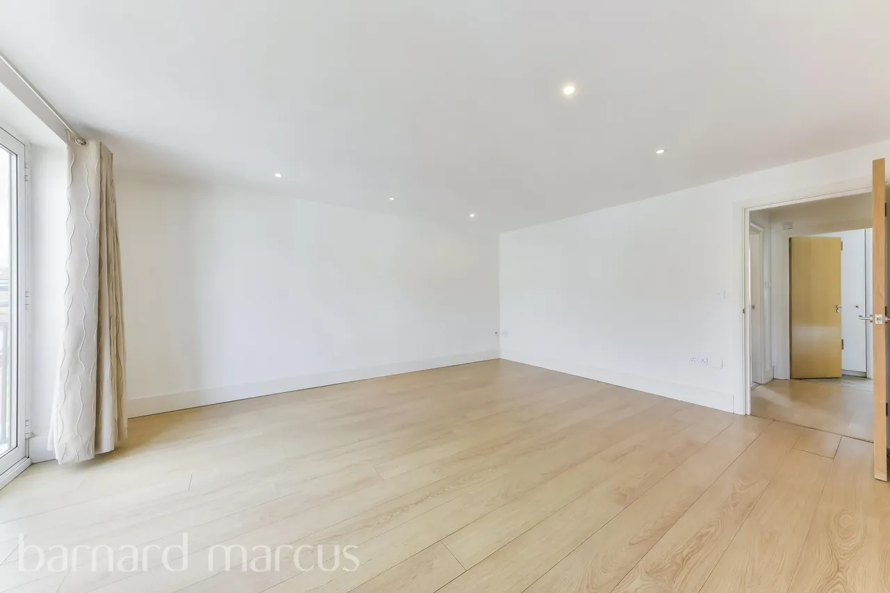 1 bed flat to rent — Brighton Road, Surbiton