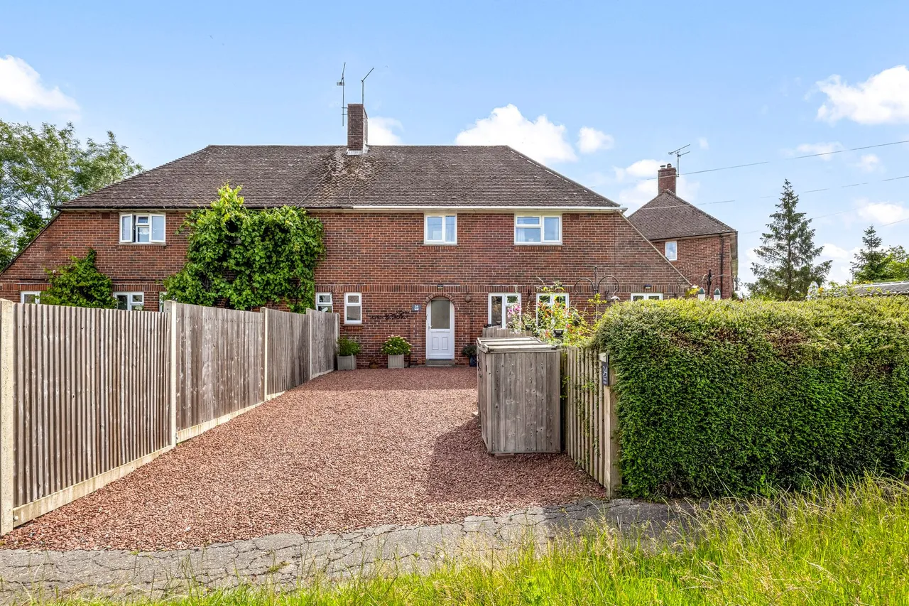 Furze Road, Rudgwick, RH12, photo 18