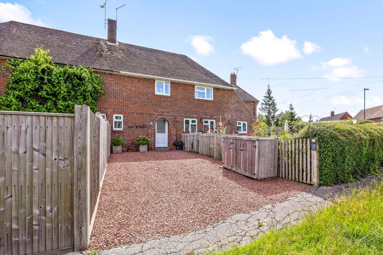 Furze Road, Rudgwick, RH12, photo 15