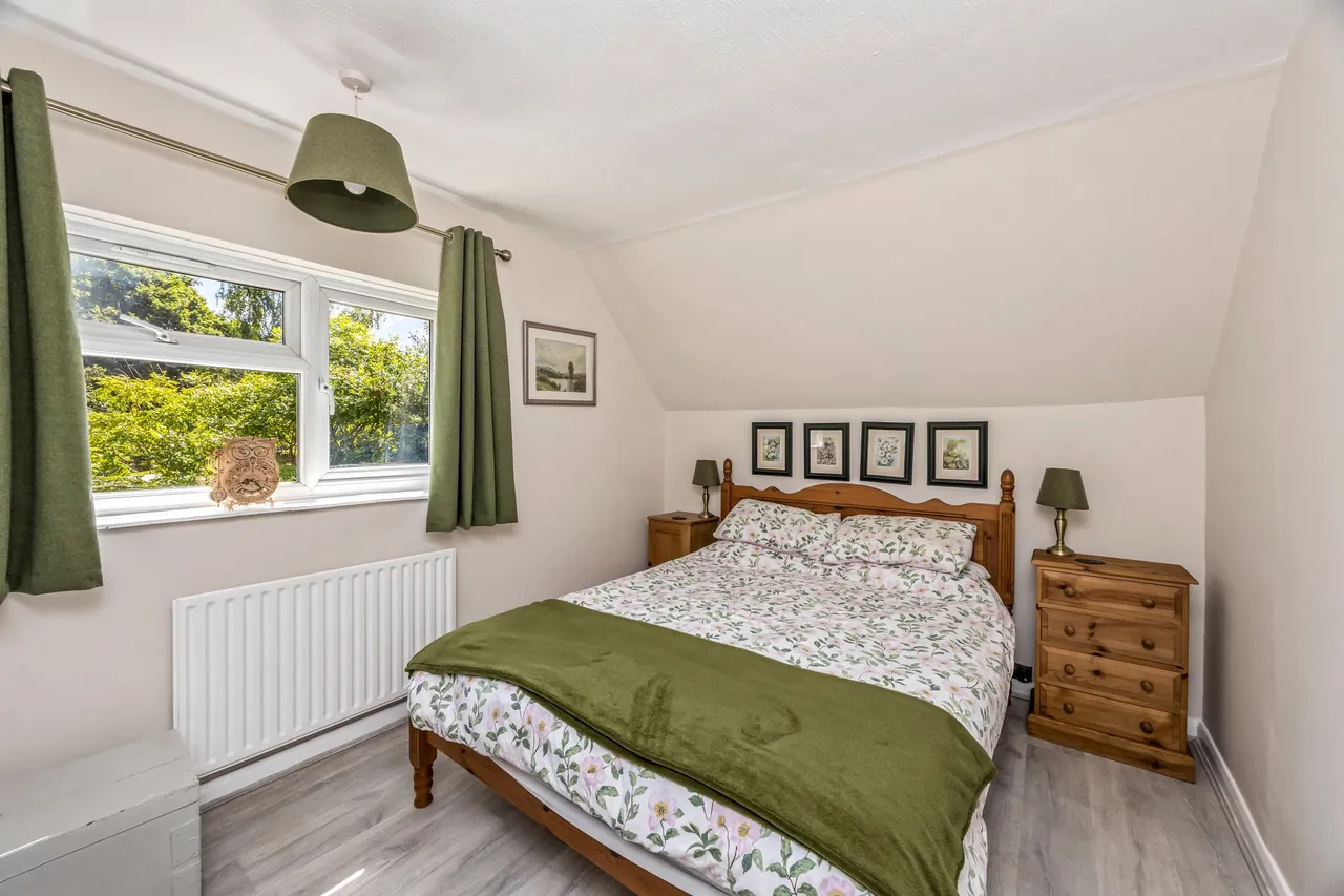 Furze Road, Rudgwick, RH12, photo 11