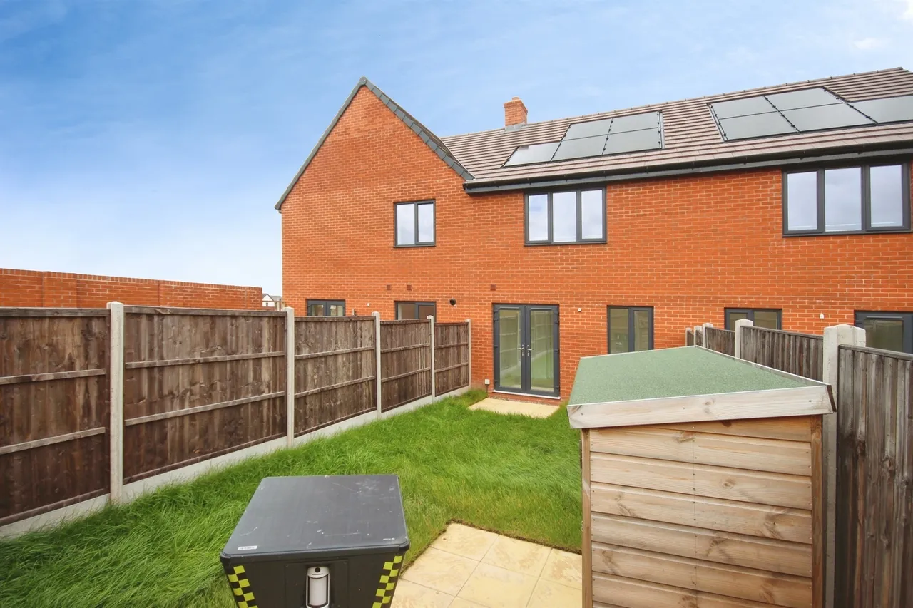 Wyre Lane, Long Marston, CV37, photo 10