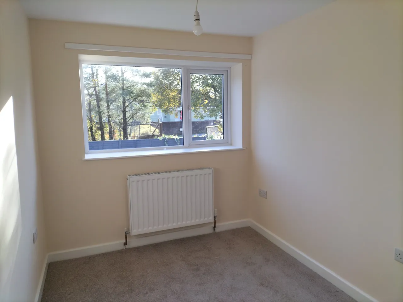 Clarence Street, Brynmawr, NP23, photo 7