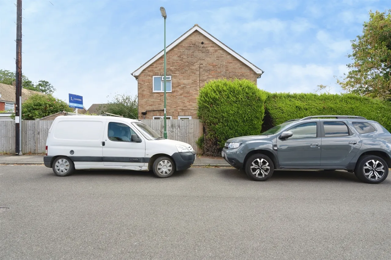 Elm Road, Westergate, PO20, photo 15