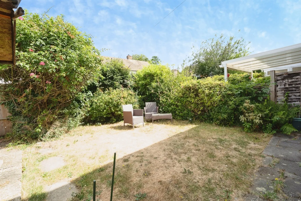 Elm Road, Westergate, PO20, photo 14