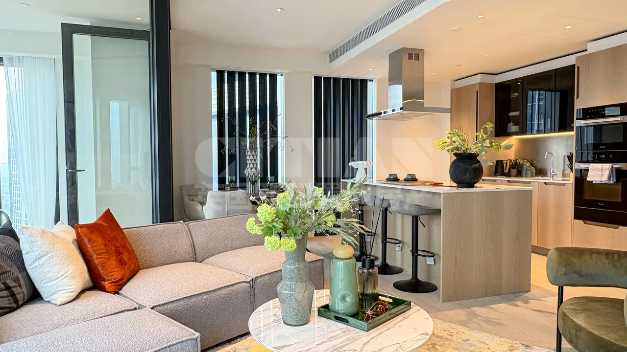 2 bed flat to rent, Nine Elms Lane, London, SW8
