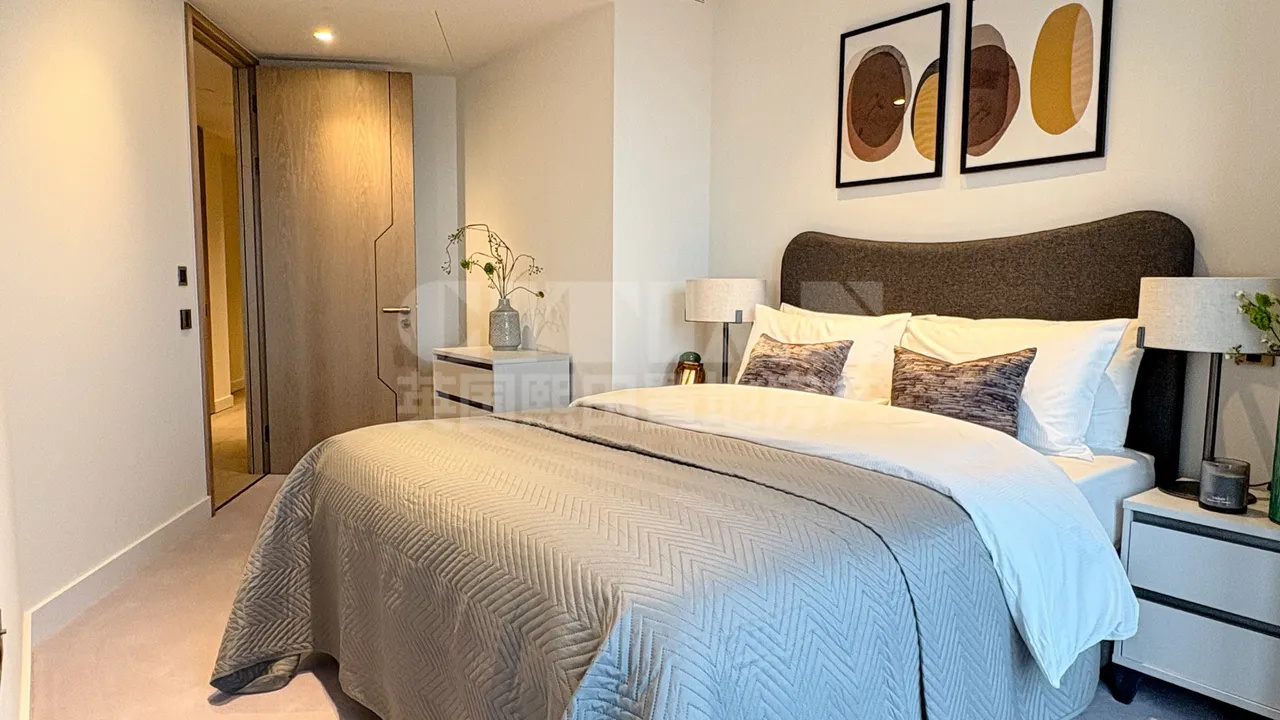 Nine Elms Lane, London, SW8, photo 13