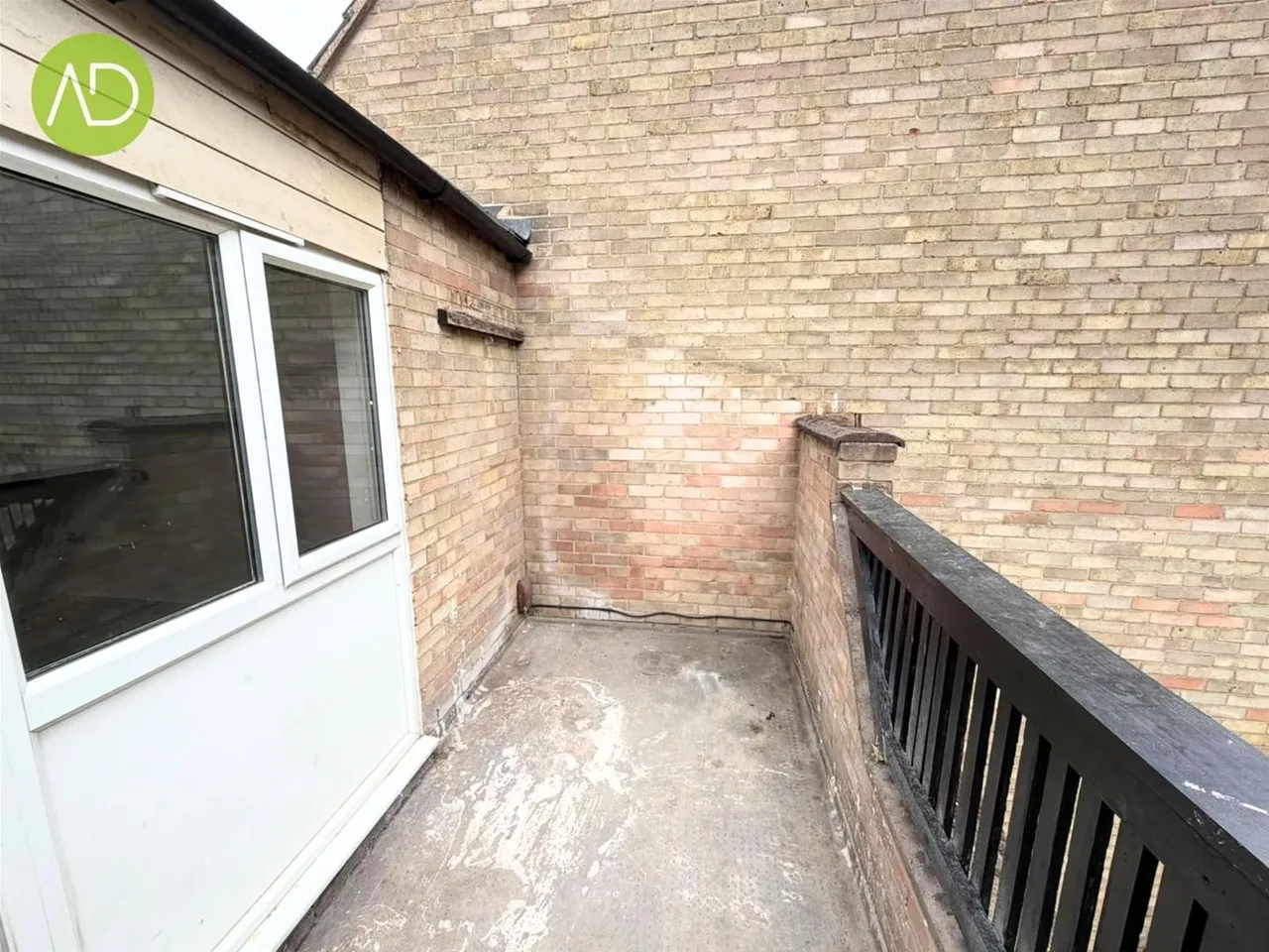 Beambridge, Basildon SS13 3NF, photo 4