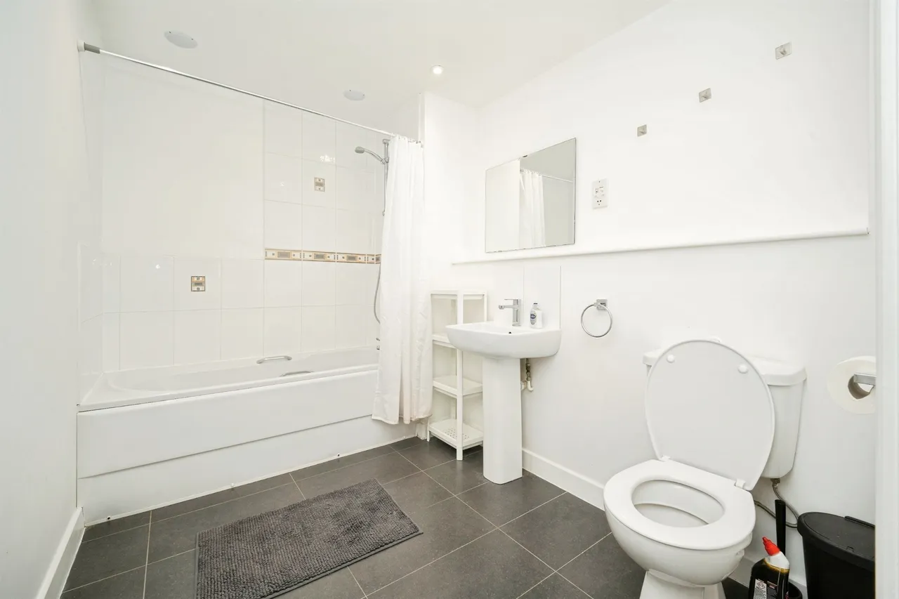 Main Street, Shirley, B90, photo 12