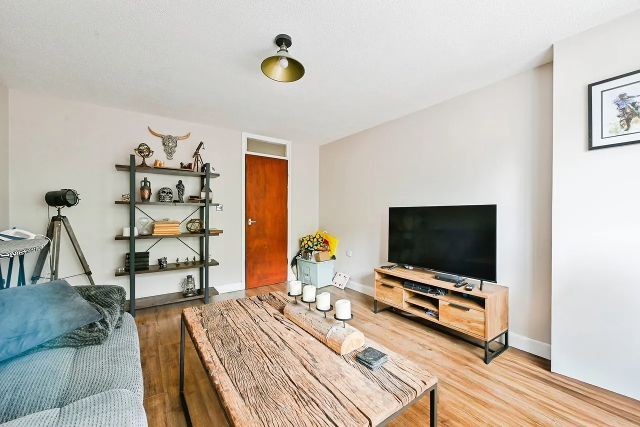 Soudan Drive, Nottingham, Nottinghamshire, NG2, photo 4