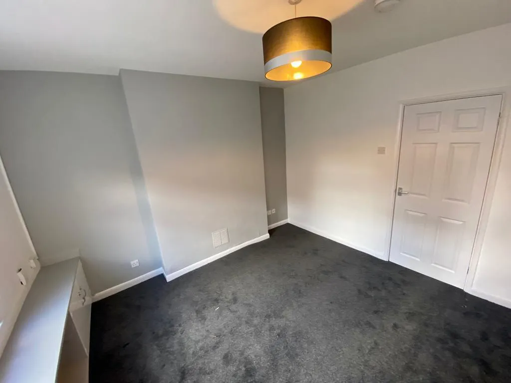 Montague Street, Bulwell, NG6, photo 3