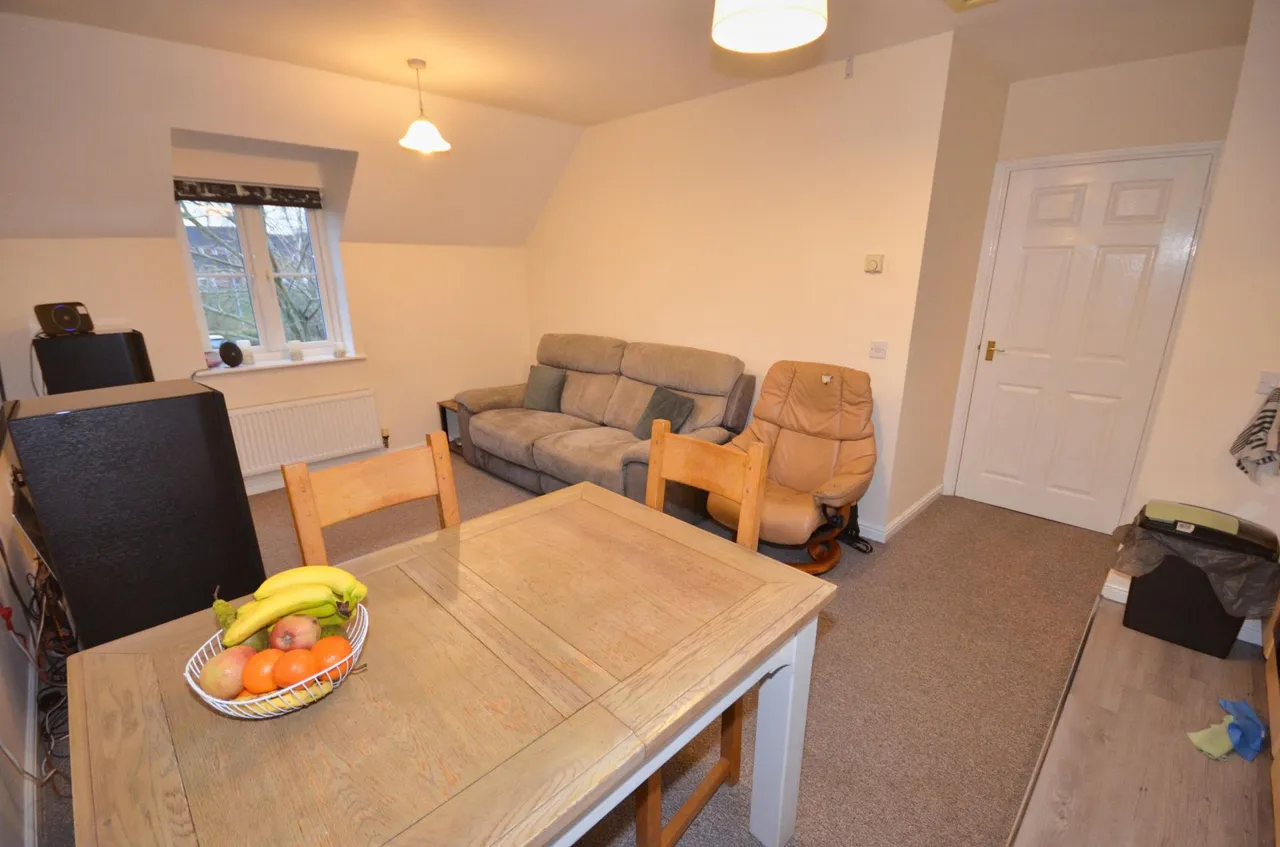 Chequers Close, Corby, NN18, photo 11