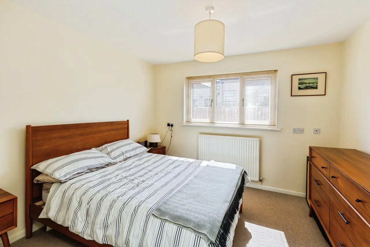 Box Lane, Wrexham, LL12, photo 5