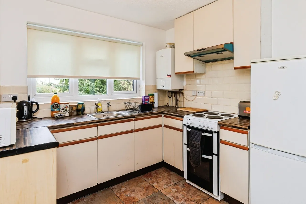 Box Lane, Wrexham, LL12, photo 4