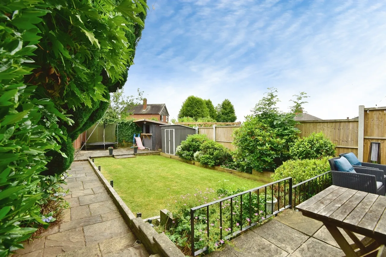 Horton Drive, Stoke-on-Trent, Staffordshire, ST3, photo 13