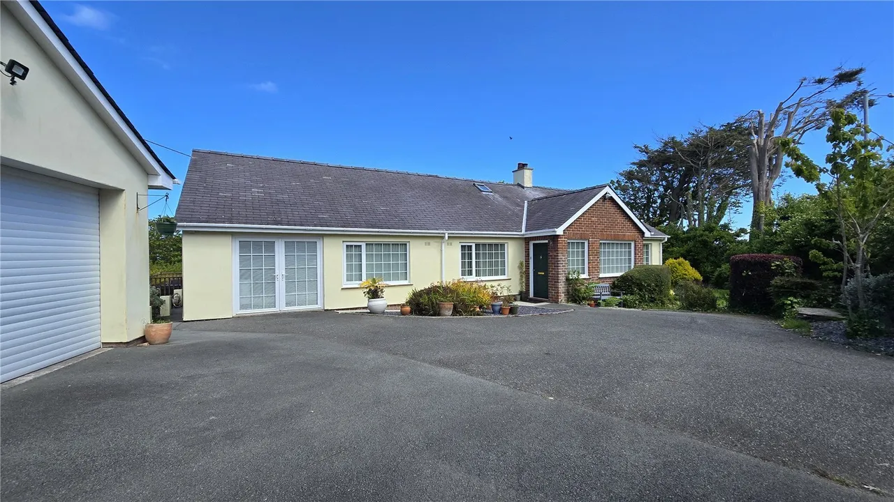 Bull Bay, Amlwch, LL68, photo 23