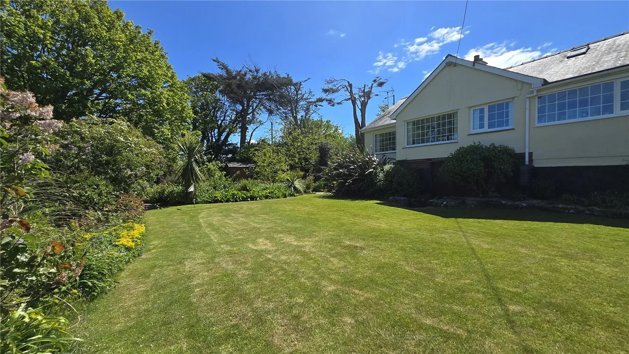Bull Bay, Amlwch, LL68, photo 16