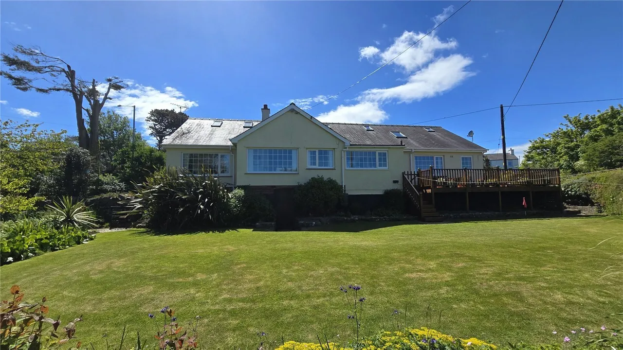 Bull Bay, Amlwch, LL68, photo 2