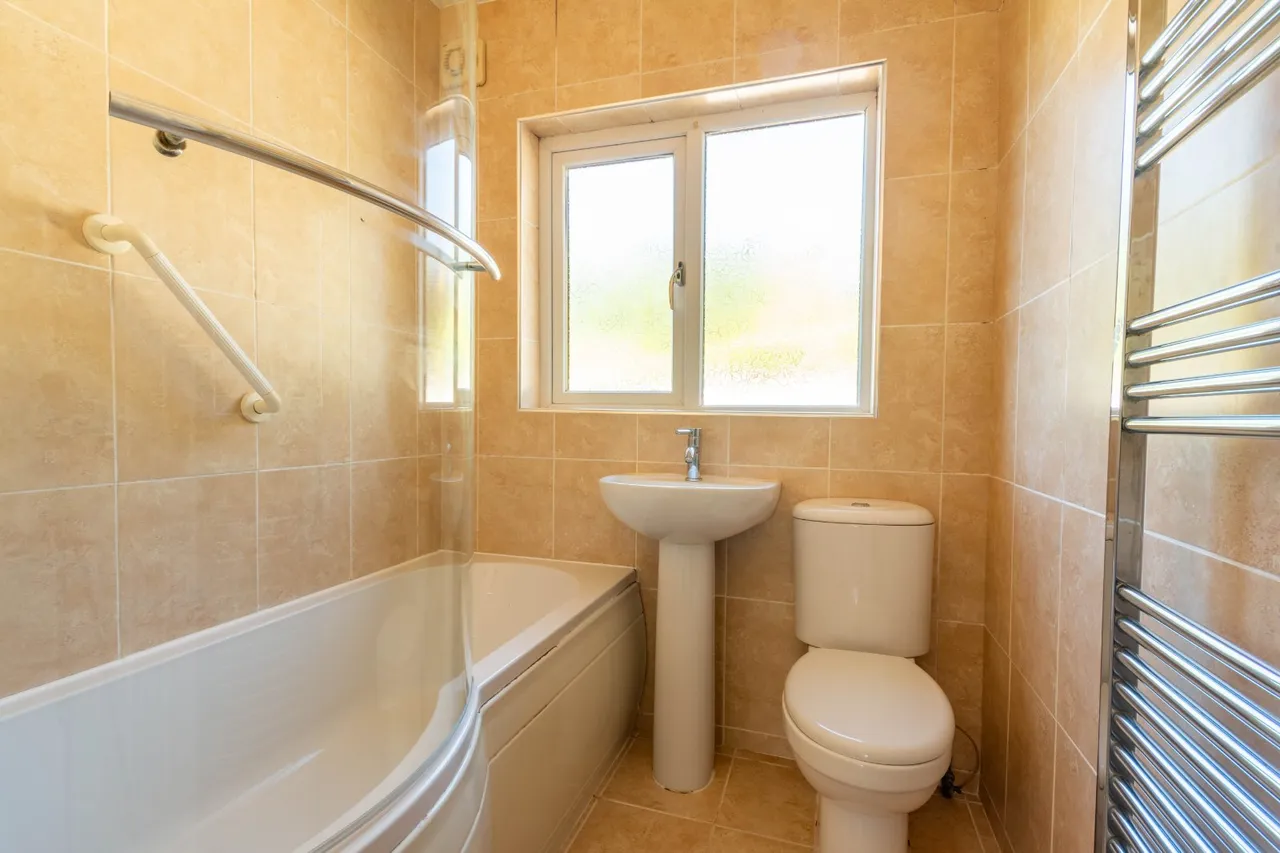Moor Edge, Harden, BD16, photo 8